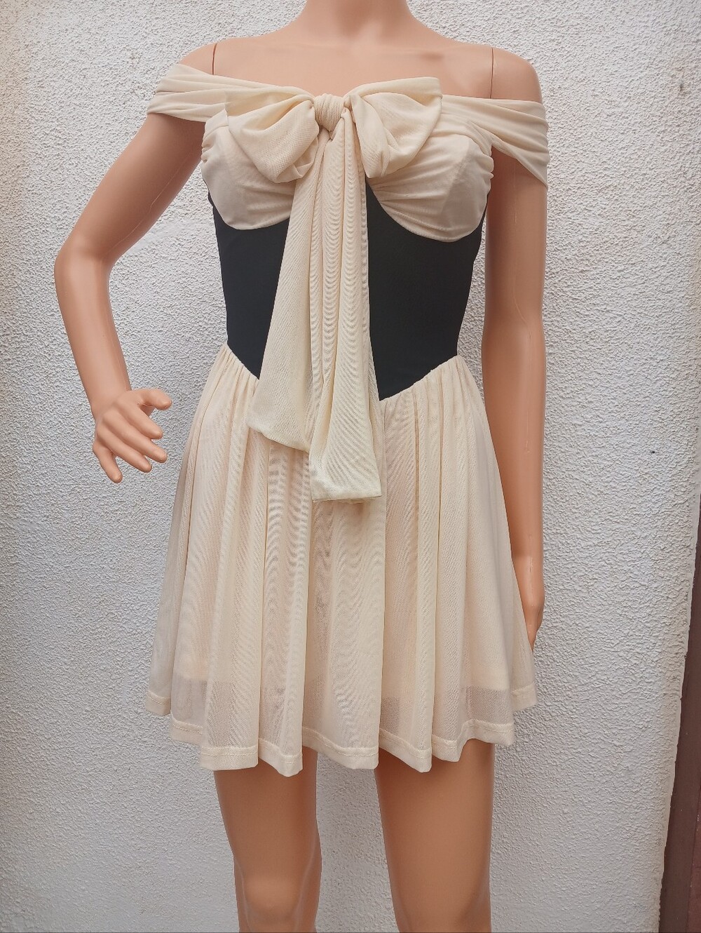 Selfie Leslie Perfect Worlds Corset Romper Ivory Black Bow Mini Dress Size M